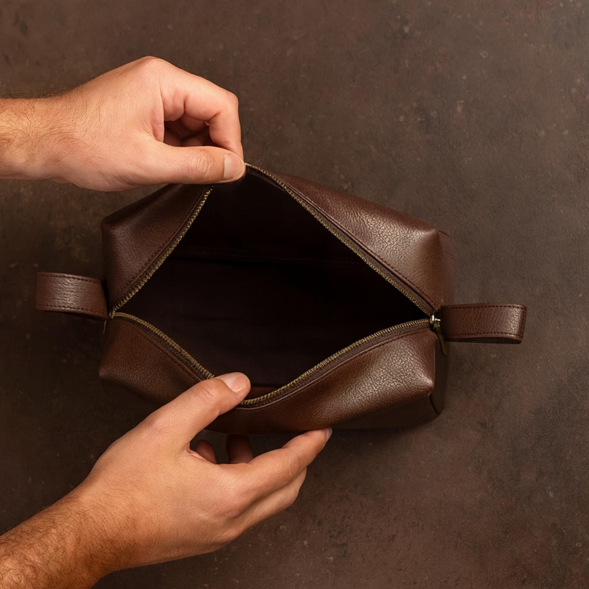 Handmade Leather Dopp Kit: Full Grain Cowhide Toiletry Bag, Brass Zipper