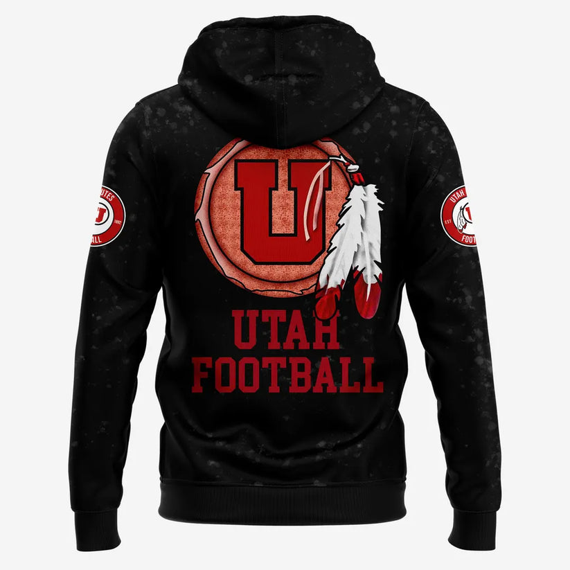 Utah Utes Football "𝟮𝟬𝟮𝟱 𝗛𝗮𝗻𝗱 𝗣𝗮𝗶𝗻𝘁𝗲𝗱 𝗛𝗲𝗹𝗺𝗲𝘁𝘀" Hoodie